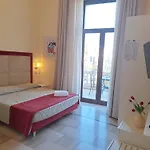 Bed & Breakfast Dimora Charleston Parcheggio Privato In Loco Gratis Lecce