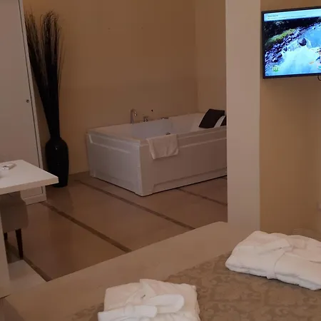 Dimora Charleston Parcheggio Privato In Loco Gratis Bed & Breakfast