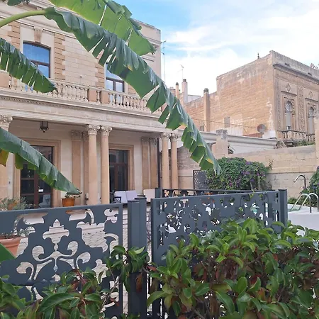 Bed & Breakfast Dimora Charleston Parcheggio Privato In Loco Gratis Lecce