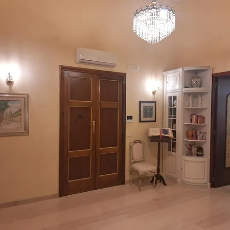 فندق مبيت وإفطار Dimora Charleston Parcheggio Privato In Loco Gratis ليتشي