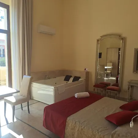 Panzió Dimora Charleston Parcheggio Privato In Loco Gratis Lecce