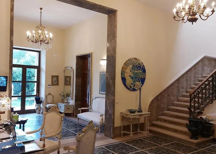 Bed & Breakfast Dimora Charleston Parcheggio Privato In Loco Gratis Lecce