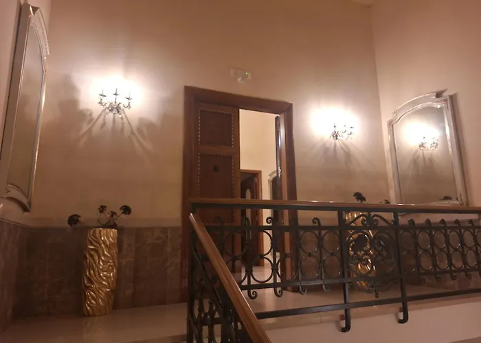 Alojamento de Acomodação e Pequeno-almoço Dimora Charleston Parcheggio Privato In Loco Gratis 4*