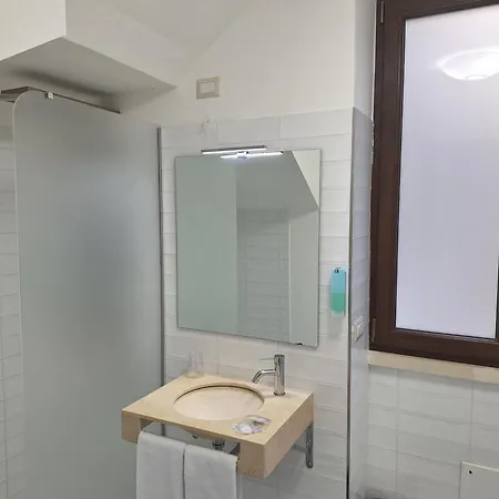 Dimora Charleston Parcheggio Privato In Loco Gratis 2* Lecce