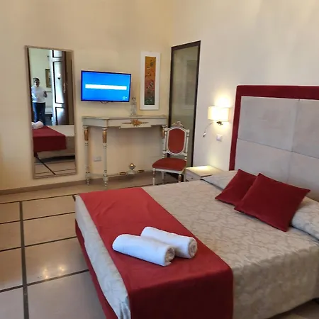 Dimora Charleston Parcheggio Privato In Loco Gratis Frühstückspension 2*