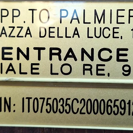 Dimora Charleston Parcheggio Privato In Loco Gratis Frühstückspension 2*