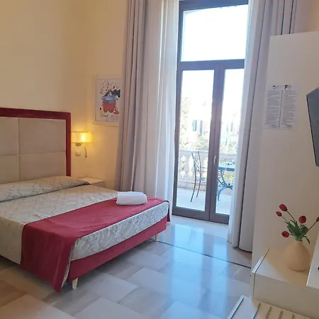 Bed & Breakfast Dimora Charleston Parcheggio Privato In Loco Gratis Lecce