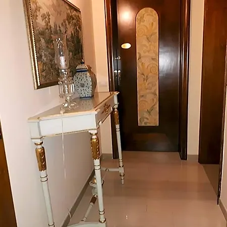 Dimora Charleston Parcheggio Privato In Loco Gratis Bed & Breakfast 4*