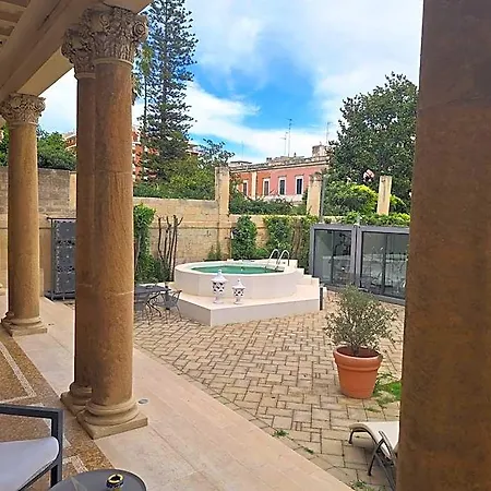 Dimora Charleston Parcheggio Privato In Loco Gratis Bed & Breakfast