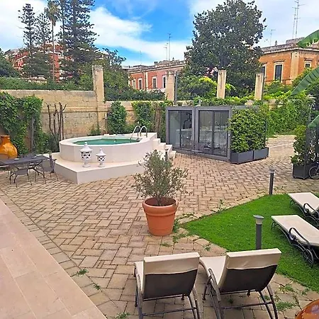 Dimora Charleston Parcheggio Privato In Loco Gratis Lecce