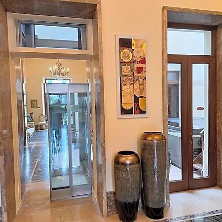 Bed & Breakfast Dimora Charleston Parcheggio Privato In Loco Gratis