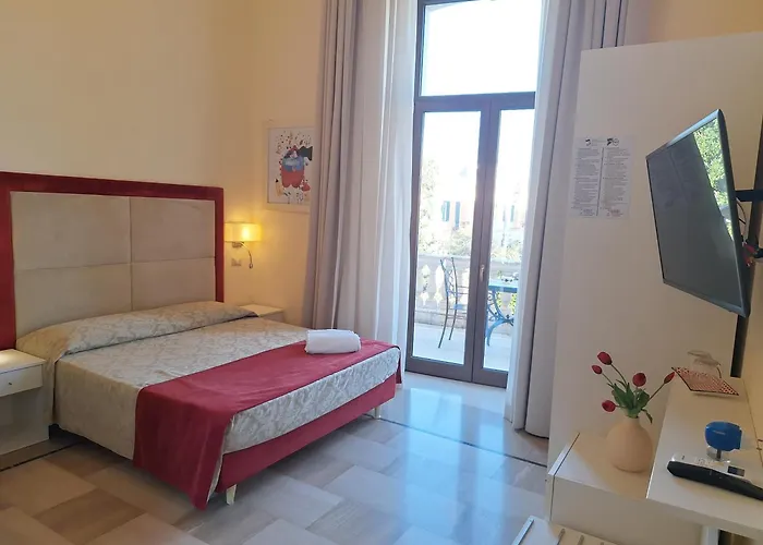 Alojamento de Acomodação e Pequeno-almoço Dimora Charleston Parcheggio Privato In Loco Gratis Lecce