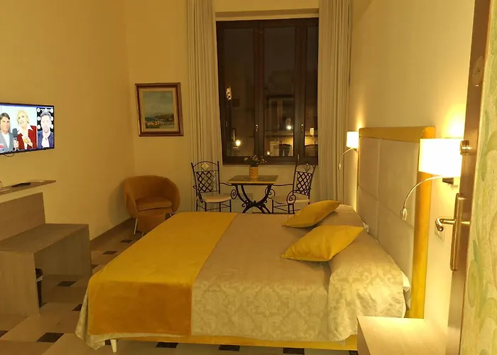 Dimora Charleston Parcheggio Privato In Loco Gratis Alojamento de Acomodação e Pequeno-almoço 4*